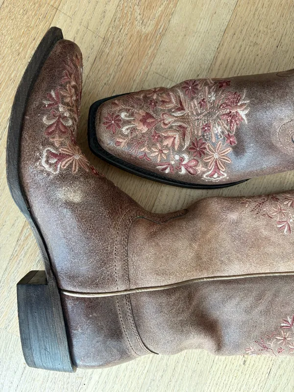 Ariat Boots Women’s Western - Image 9