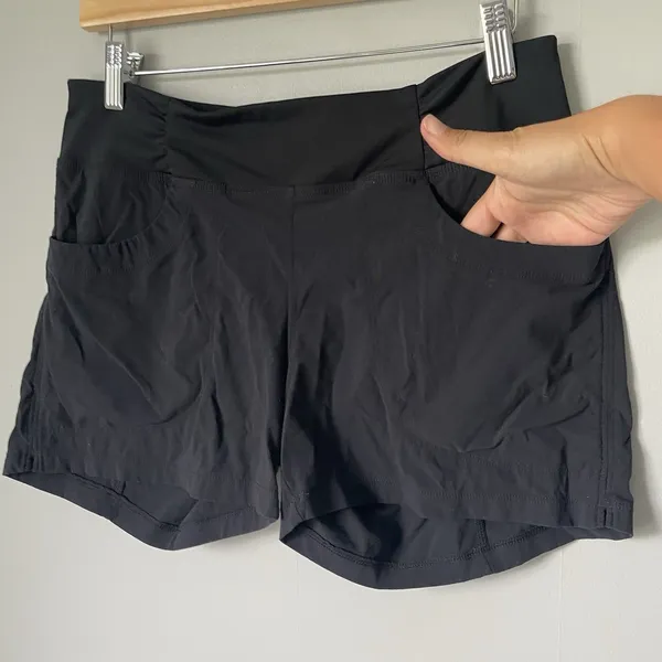 Mountain Hardwear Athletic Outdoor Hiking Shorts Gorpcore Black Women's Size Med - Image 5