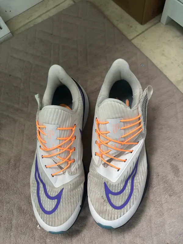 Nike Women’s Athletic Shoes - Image 2