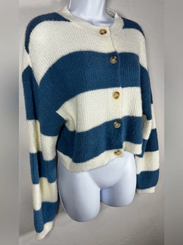 Altar'd State Blue and Cream Striped Button-Front Cropped Cardigan Size Small - Image 6
