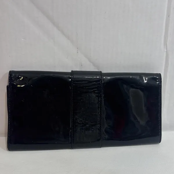 Michael Kors Buckle‎ Black Designer Old Money Minimalist Patent Leather Clutch - Image 2