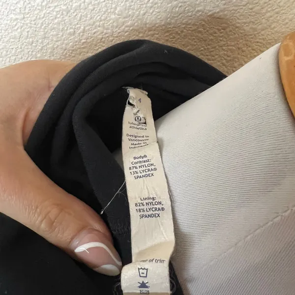 Lululemon In Stride Athletic Jacket thumbholes zipper zip black womens 4 - Image 8