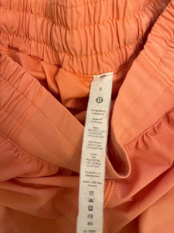Lululemon Hottie Hot Shorts - Image 3