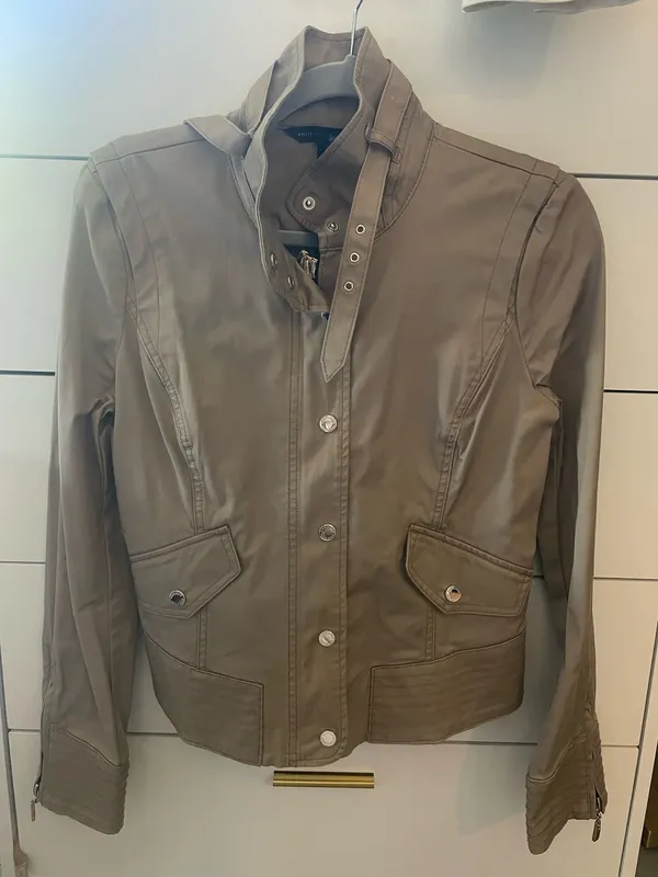 White House Black Market Jacket - Image 4