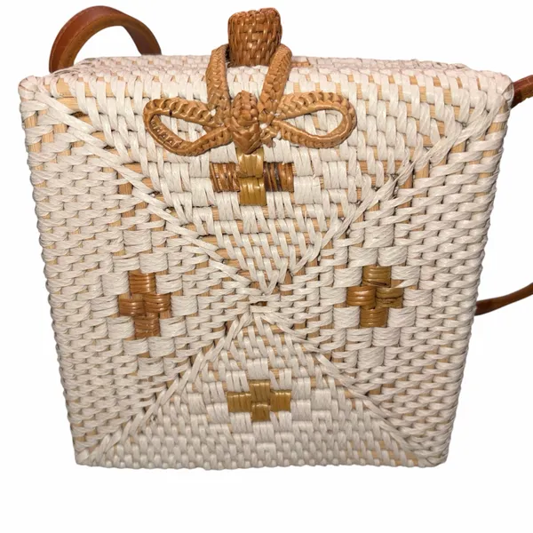Urban Outfitters Harper White Rattan Wicker Straw Square Crossbody Purse Bag - Image 2