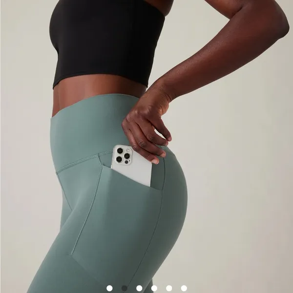Athleta Salutation Stash 7/8 Tight - Image 7