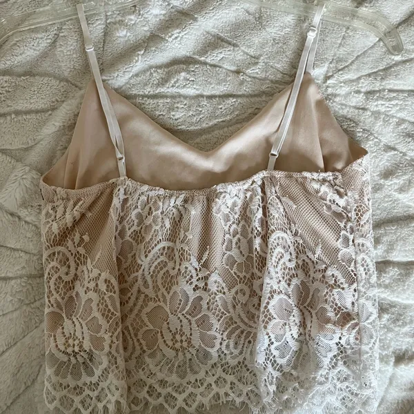 Charlotte Russe lace tank top - Image 3