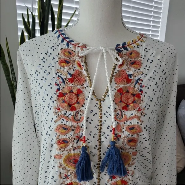 NWT Bohme Spanish Embroidered White Top Tassels Gold Beading M - Image 2