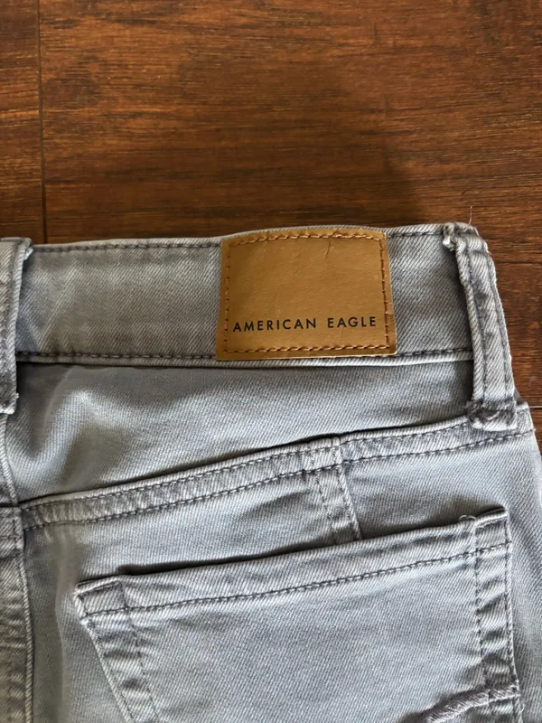 American Eagle jeans - Image 4