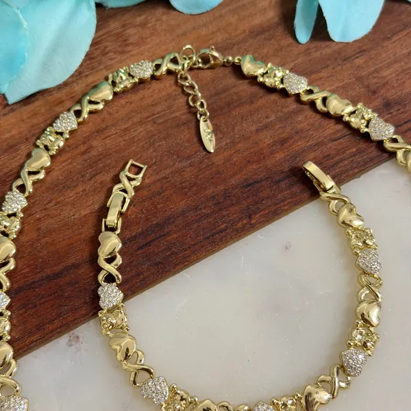 14k Gold Plated XP Set Heart Shaped XOXO Choker 21" And Bracelet 8" Zirconia - Image 2