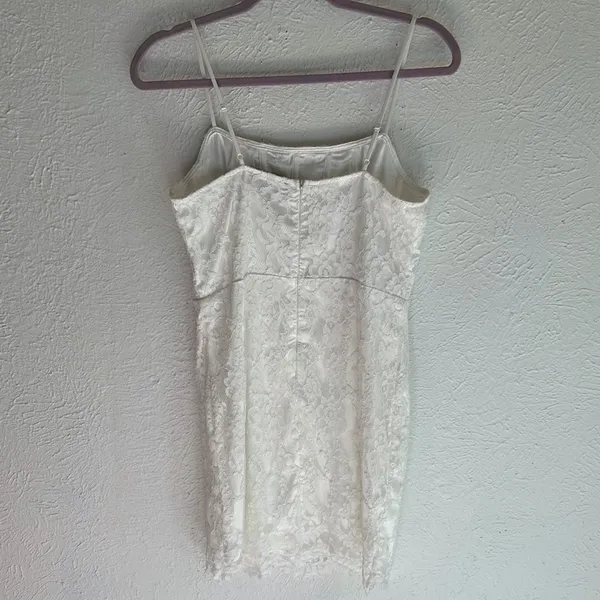 Lulu’s Romantic Fate White Lace Bodycon Mini Dress Sz Large - Image 5