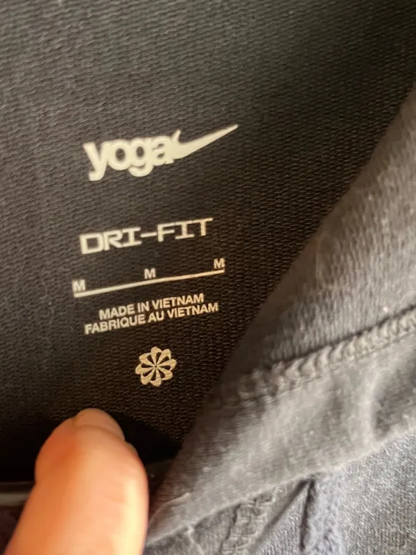 Women's Black Nike Dri Fit Yofa Hoodie Medium Oversized - Image 5