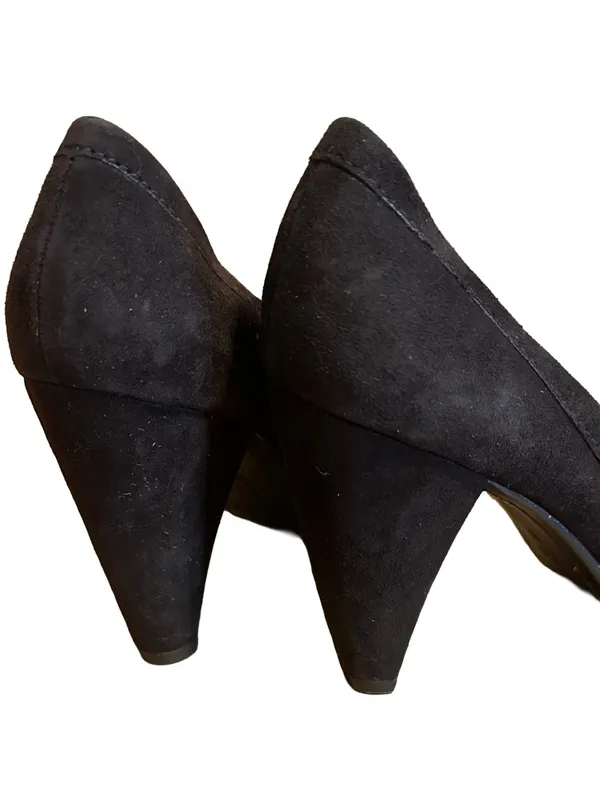 Coach "Kandace" Brown Suede Cone Heel Loafer Shoes (5.5) - Image 9