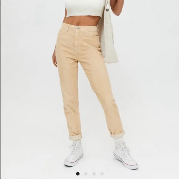 Urban‎ Outfitters BDG Mom High Rise Corduroy Pants Womens Size 27 Beige Tan New - Image 2