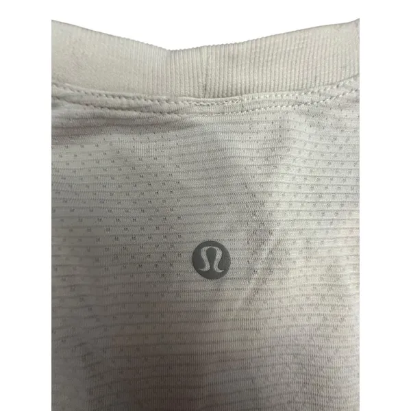 Lululemon‎ Swiftly Womens Size 4 White Top Tech Long Sleeve Activewear #FF1-5 - Image 3