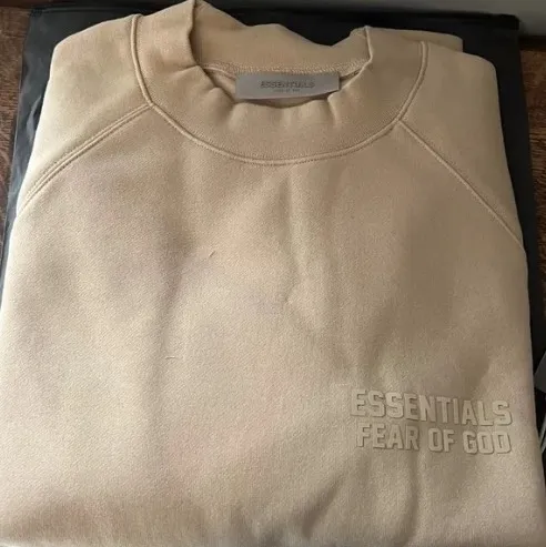 Fear of god Essentials Sweatshirt NWT Medium - Image 2