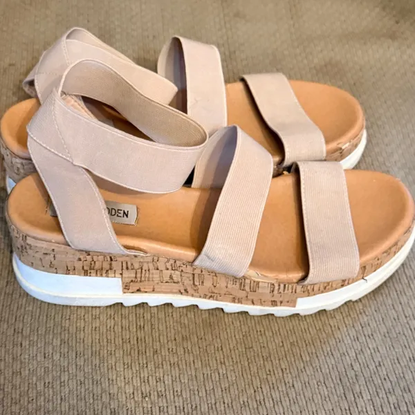 Steve Madden Elastic Platform Sandals - Image 6
