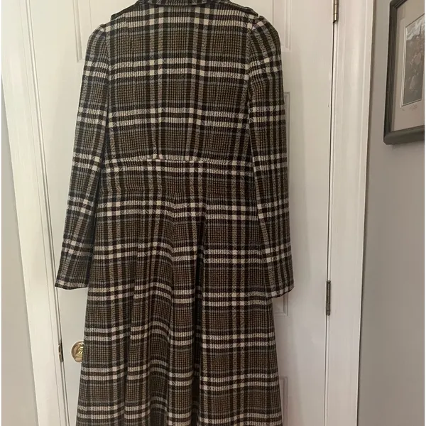 Banana Republic Brown Plaid Wool Long Coat size Small - Image 4