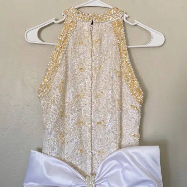 Vintage 90s Pearl Beaded Wedding Gown Size 12 Back Bow Old Money Bridal Dress - Image 6
