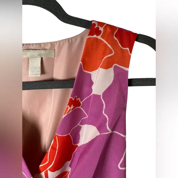 Banana Republic‎ Floral Sleeveless Wrap Dress Red Purple Print Belted Petite 2P - Image 3