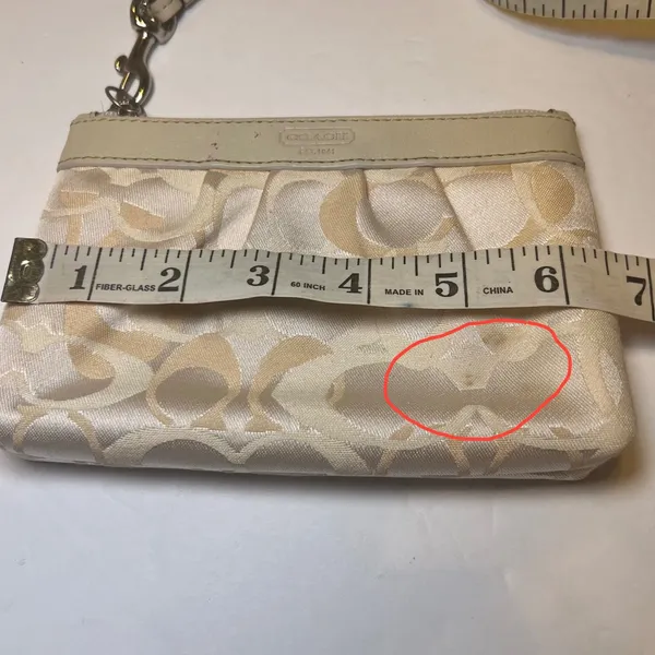 Coach Signature Jacquard Wristlet Women Small Cream‎ Gold Pleated Monogram Bag - Image 5