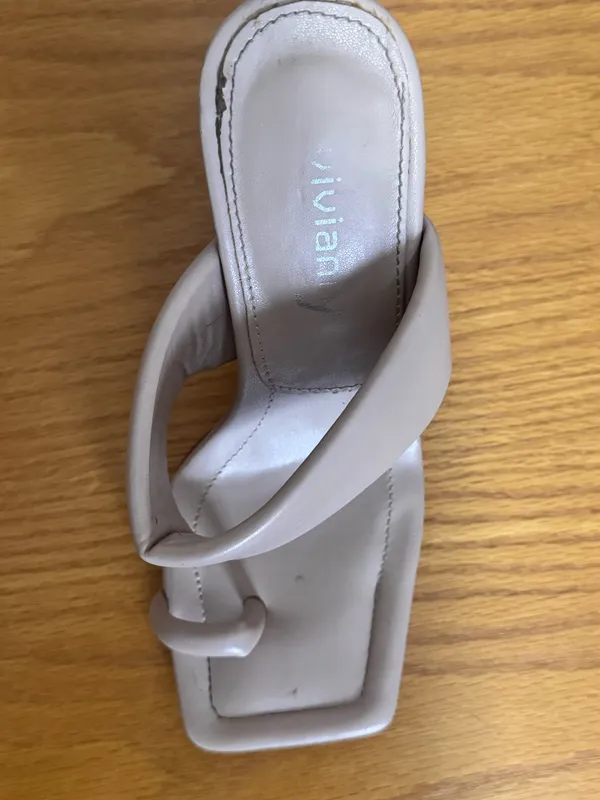 Nude heels Tan Size 7.5 - Image 2