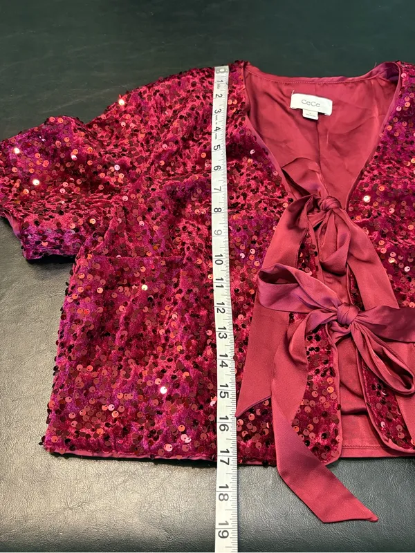 CeCe Cropped Velvet Sequin Short Sleeve Bow Front Top size Medium NWT - Image 10