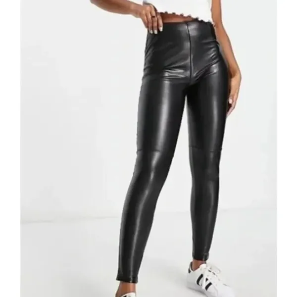 Abercrombie & Fitch NWT black vegan leather leggings size s - Image 2