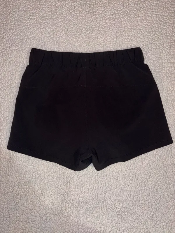 Lululemon On The Fly Shorts 2.5" - Image 7