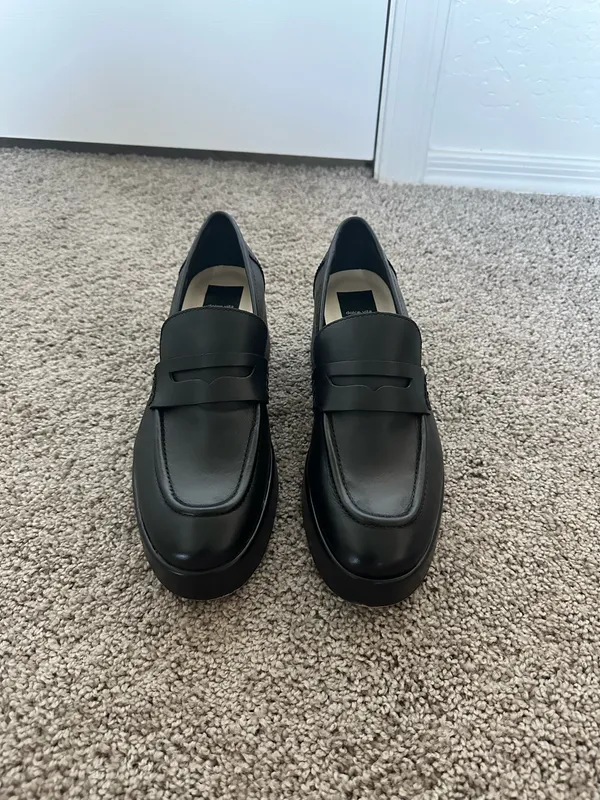 Dolce Vita Loafers Black Size 8.5 - Image 2