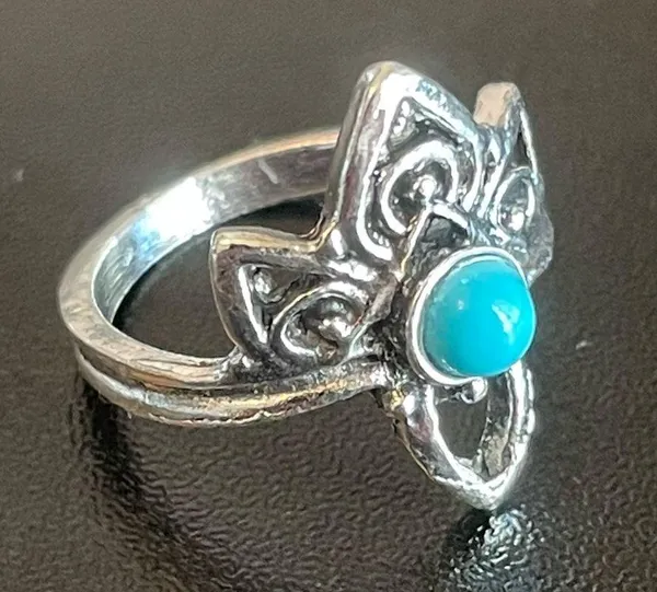 Turquoise stone girl ring size 4.5 - Image 2