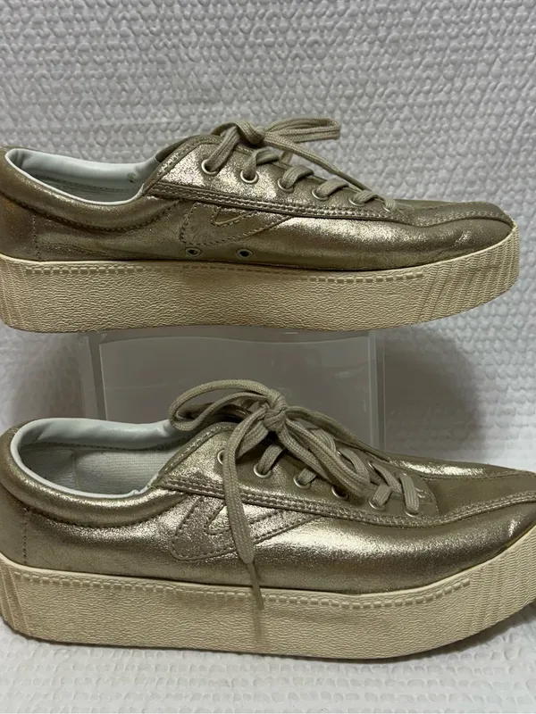 Tretorn Metallic Gold Platform Lace-Up Sneakers - Women's 8 - Image 2