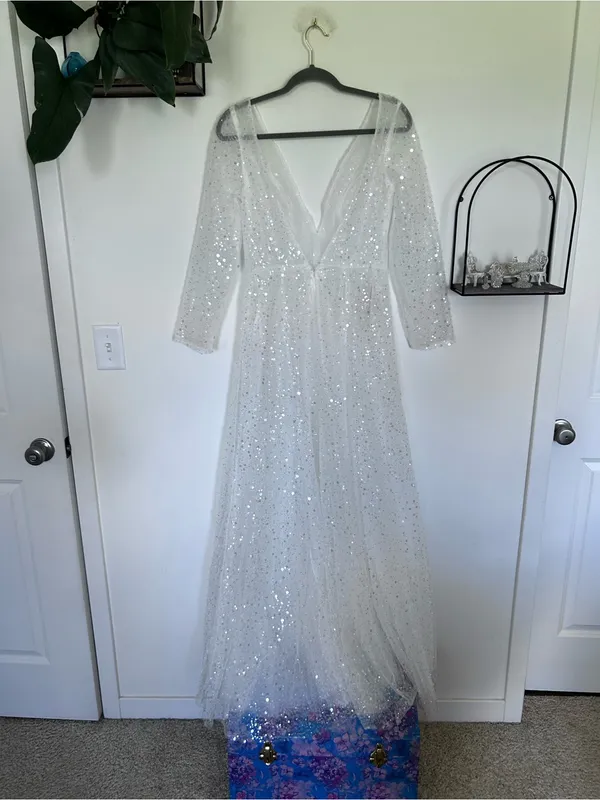 NWT Merry’s Bridal White Sequin Sheer V Neck Long Sleeve Wedding Gown Size 8 - Image 2