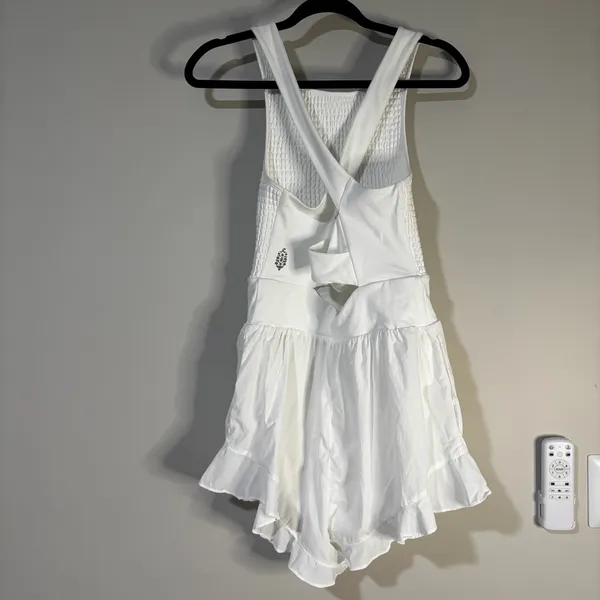 Free People Movement Breathless Shortsie White Textured Sleeveless Romper Size M - Image 8