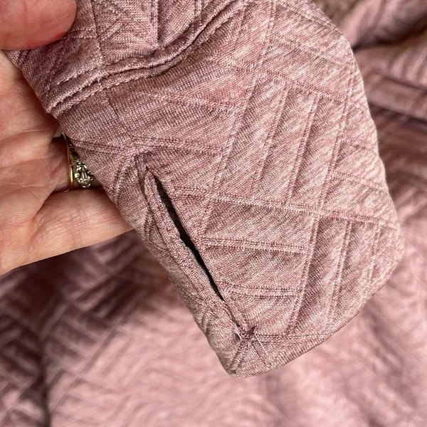 Rose Pink Quilted Pullover Womens Medium - Image 7