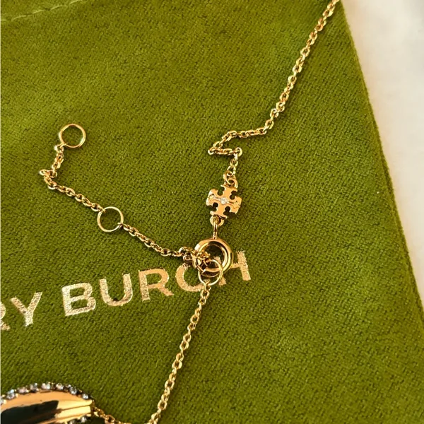 NWOT Tory Burch Gold-tone Pave Leaf Pendant Necklace - Image 4
