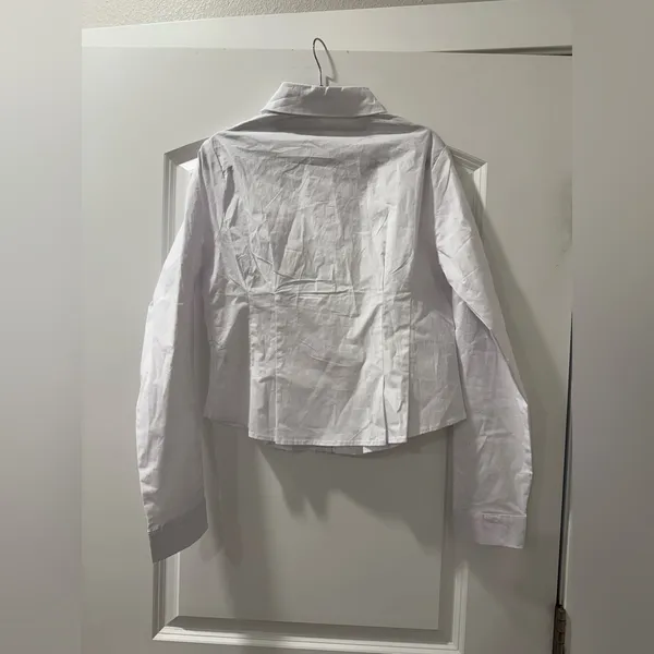 NWOT Altard state Pleated Button Up Top - Image 5