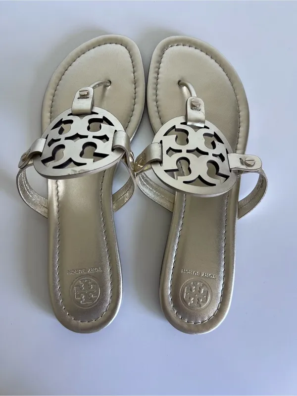 Tory‎ Burch Women's Miller Sandals Metallic Gold Logo Slides Thongs Leather - Image 4