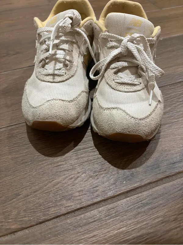 Champion New Balance Women 515 Beige and Yellow Size 9 - Image 4
