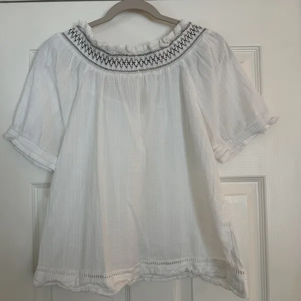 Sundance Gauze Peasant Top White 100%‎ Cotton Smocked Eyelet Boho Granola Girl M - Image 3