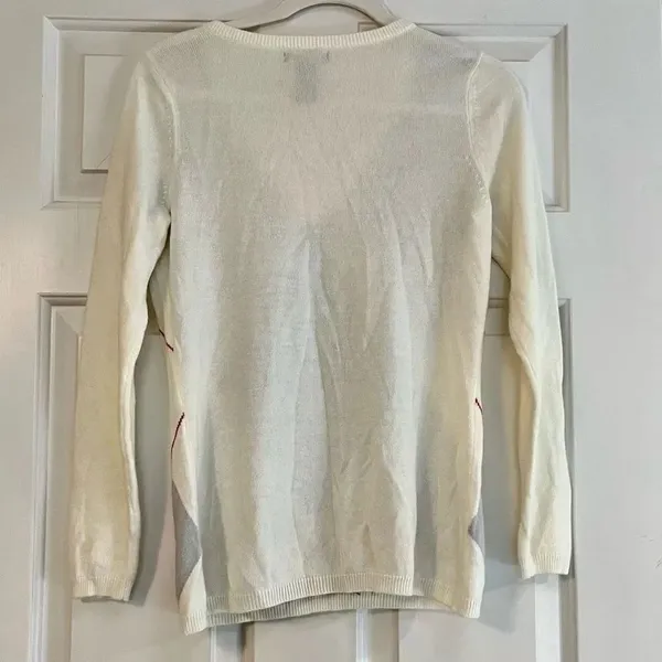 New York & Co. Argyle V-Neck Sweater Small - Image 4