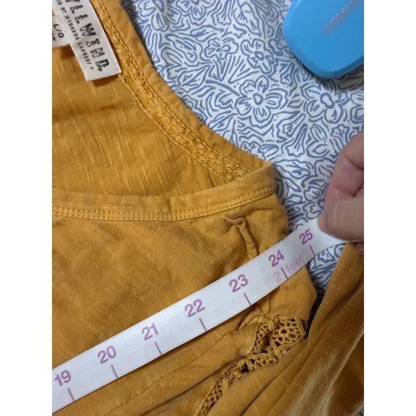 Idyllwind Size Large mustard yellow long-sleeve henley crochet lace bohemian - Image 5
