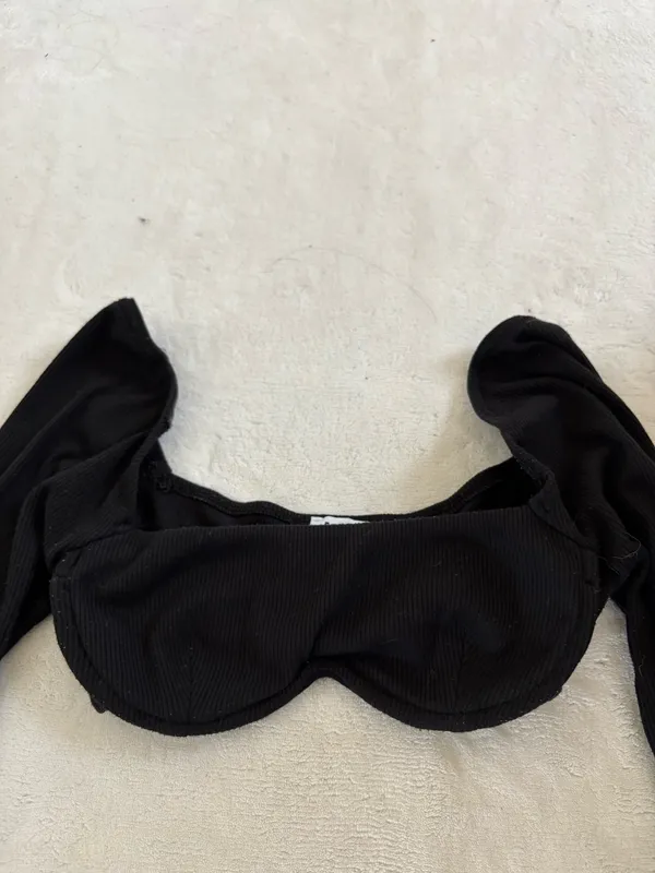 Princess Polly Long Sleeve Crop Top - Image 3