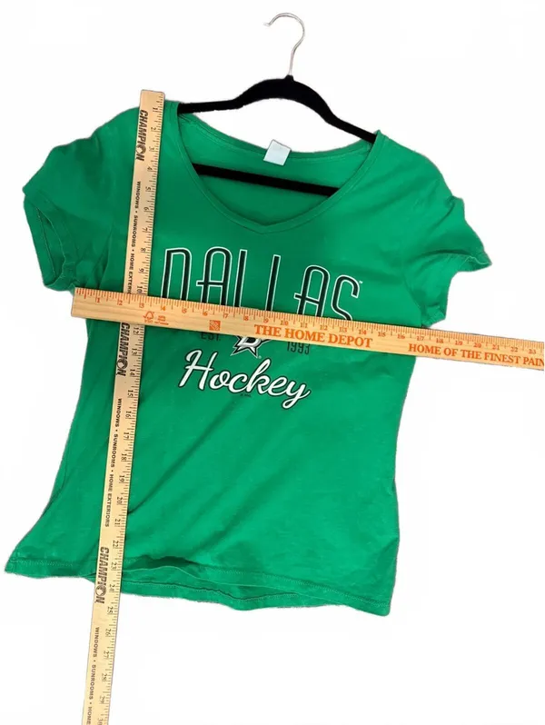 Hanes Womens Medium Dallas Stars NHL Hockey Green V-Neck Tee Short Sleeve - Image 8