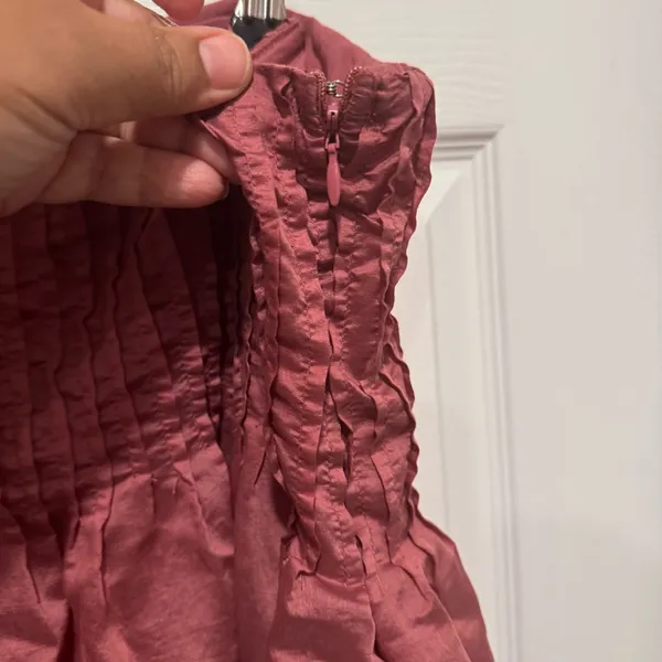Chic A-Line Skirt in Rich Pink - Image 3