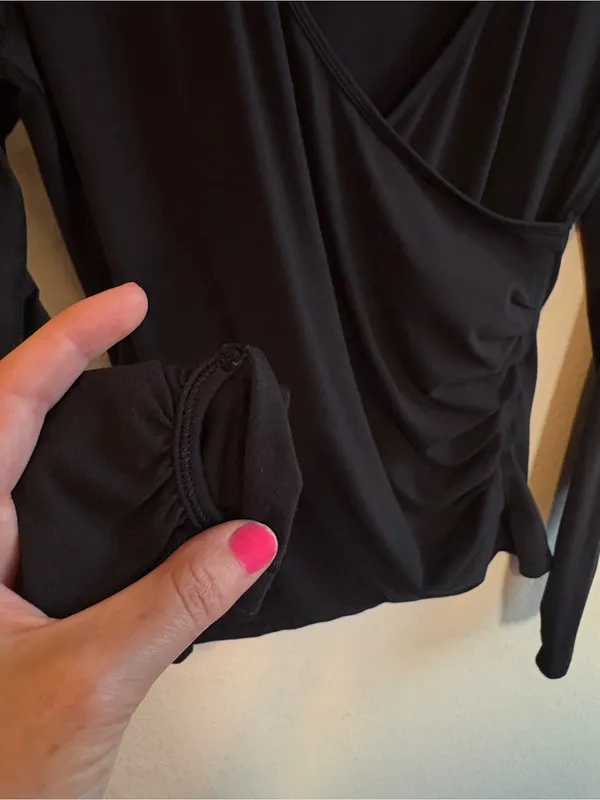 Lululemon Faux Wrap Ruched Top Black Long Sleeve Size 4 - Image 3