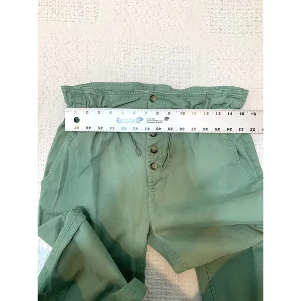 Urban Outfitters Terra medium paperbag waist cropped pant P2 3409 - Image 3
