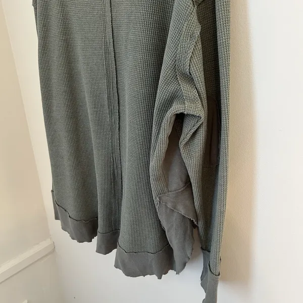 Entro Green Waffle Knit V Neck Long Sleeve M Top Shirt layer casual normcore - Image 6