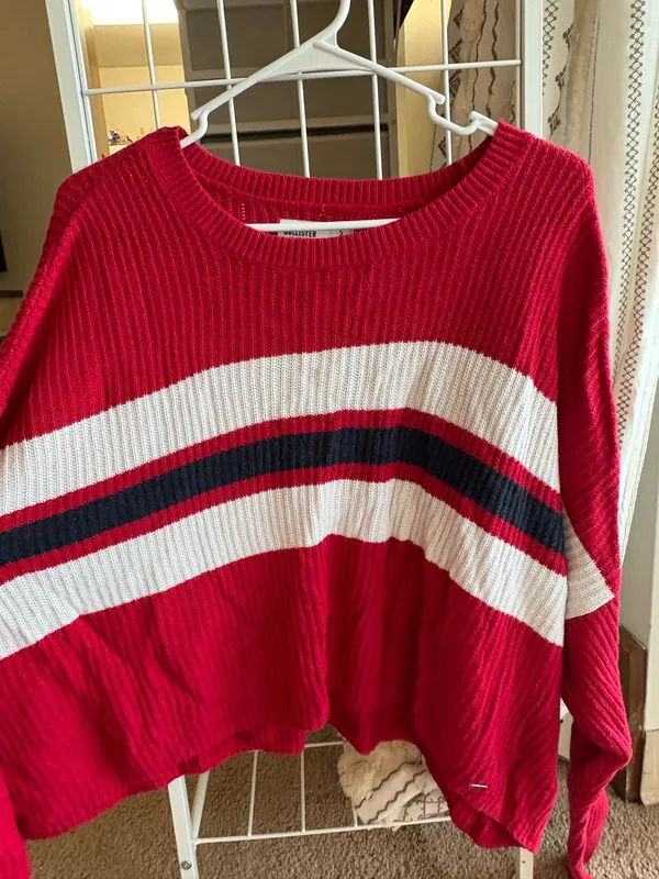 Hollister Sweater - Image 2