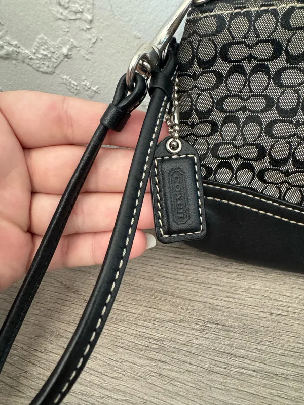 Coach Vintage Y2K Black Signature Canvas Wristlet - Image 2